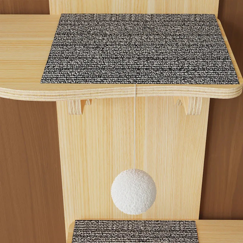 Grimpeur 4 niveaux suspendu sur la porte